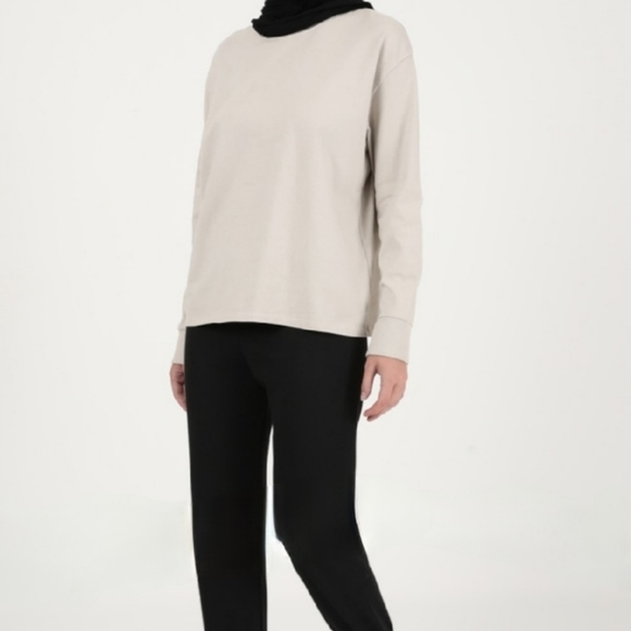 Modanisa Track Suit NWT - Picture 3 of 10